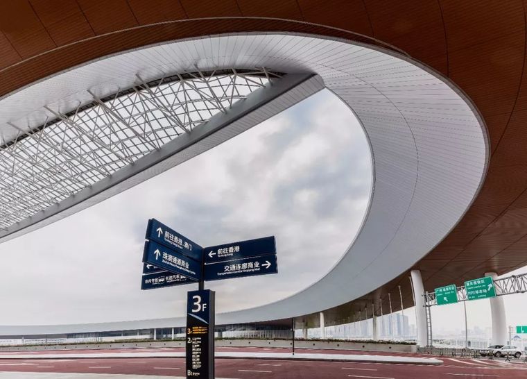 æ¸¯ç&nbsp;æ¾³å¤§æ¡¥å·²ç»éè½¦ï¼è¿10ä»¶äºä½&nbsp;è¦ç¥é_11